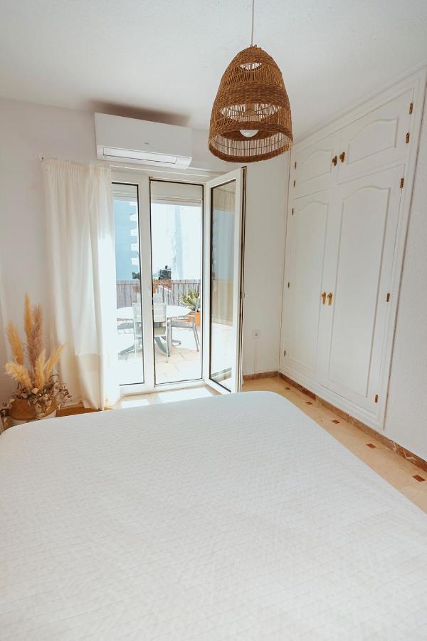 Apartamento Con Gran Terraza Junto A La Playa Torremolinos Exterior photo